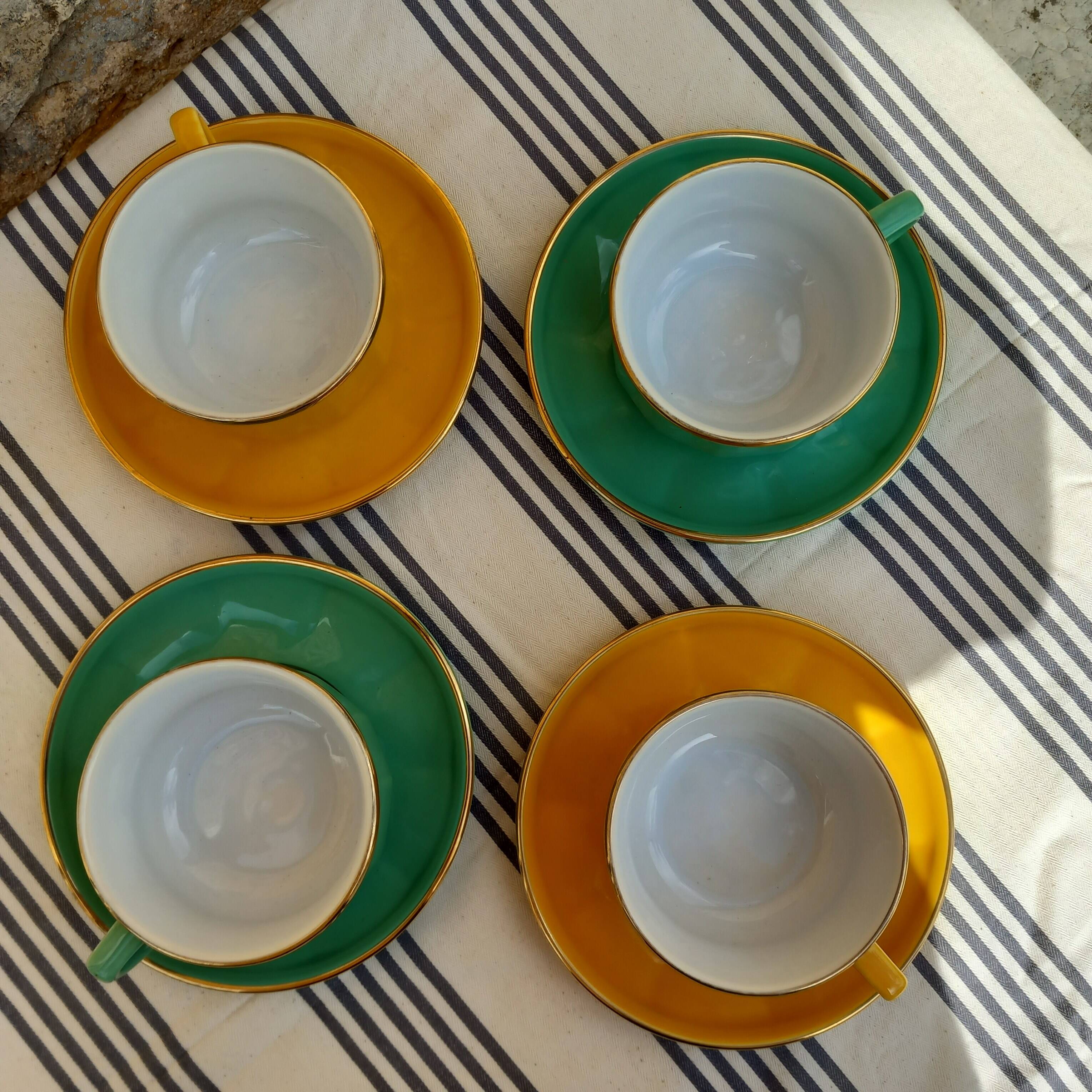 Lot 4 grandes tasses bistrot porcelaine apilco yves deshoulières