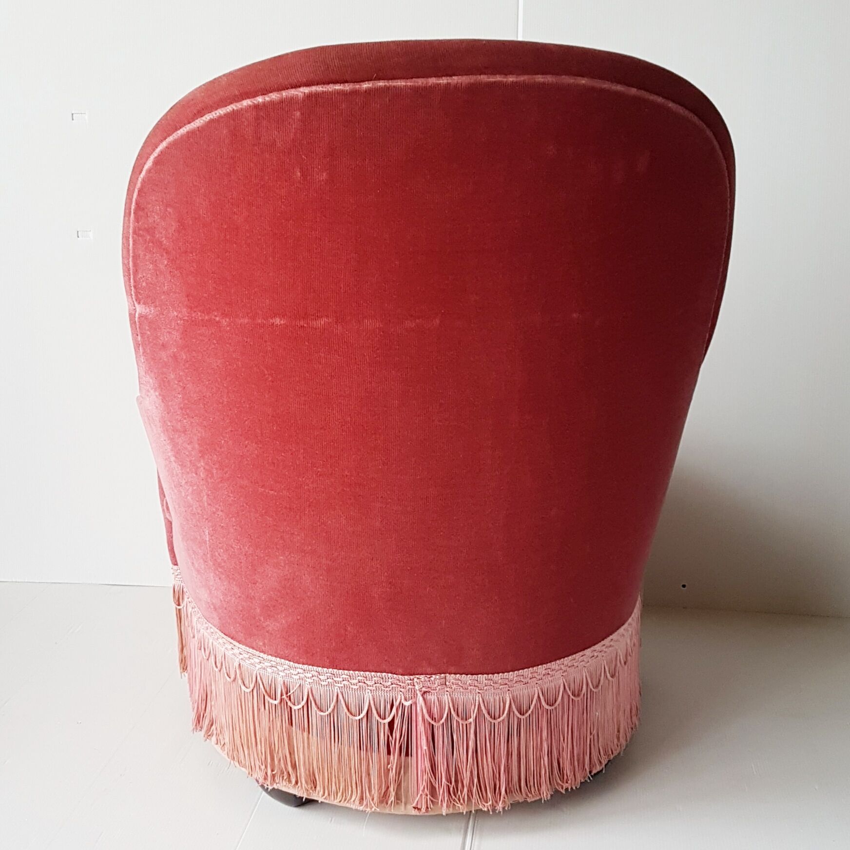 Powder pink toad heater from the 70s