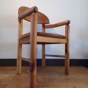 Fauteuil Rainer Daumiller en pin huilé