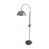 Adjustable floor lamp