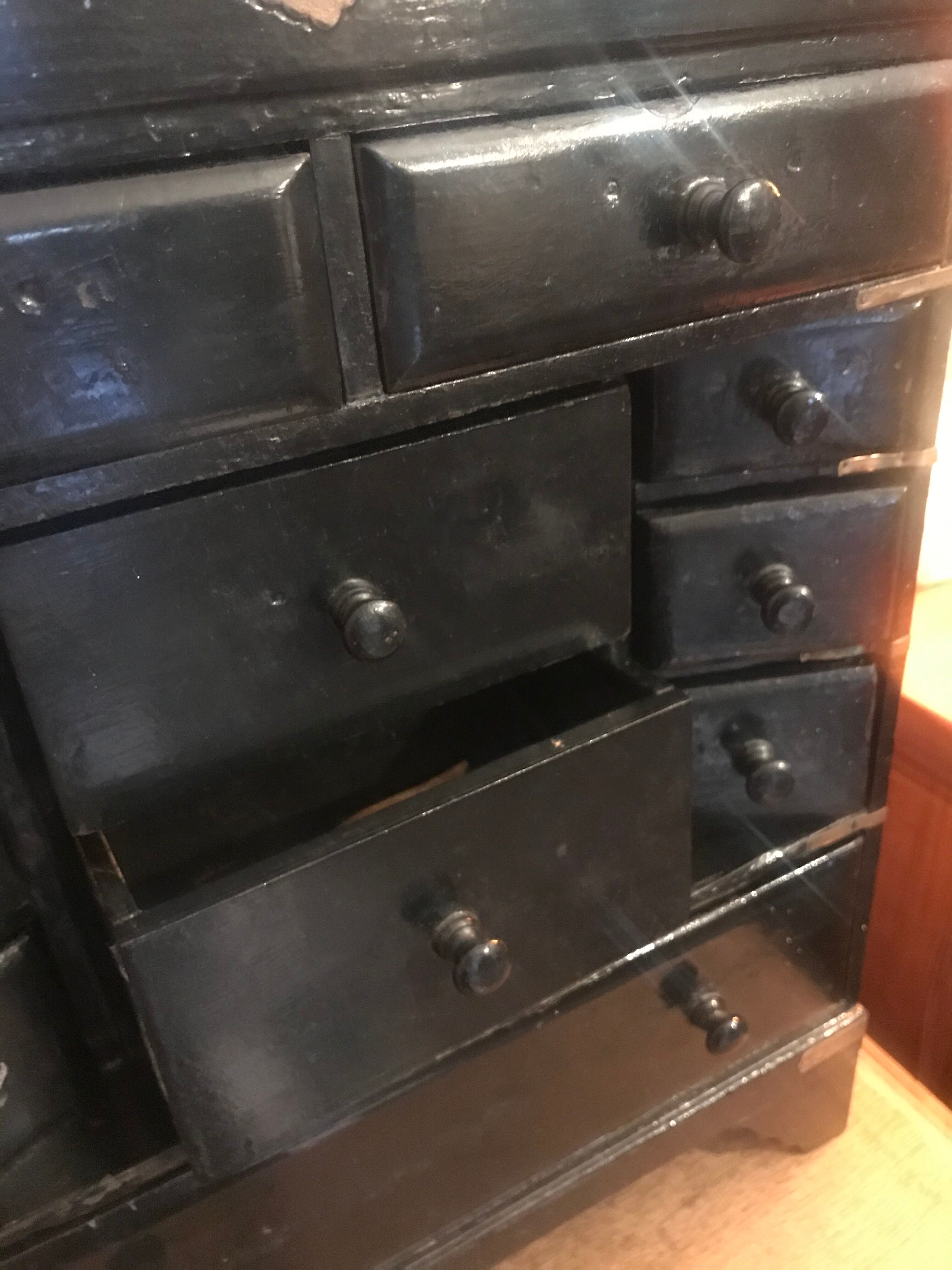 Jewelry box