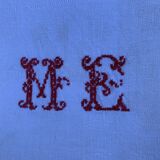 Table towels embroidered red figure