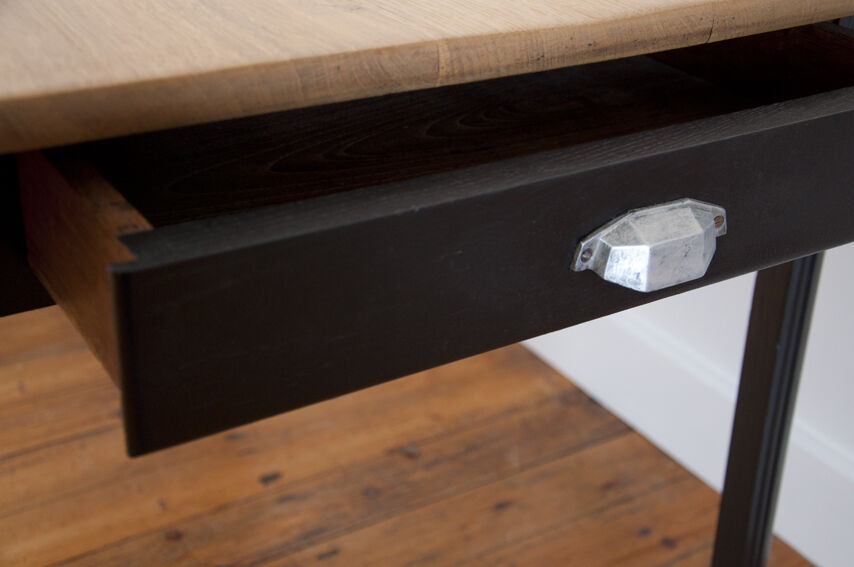Oak table