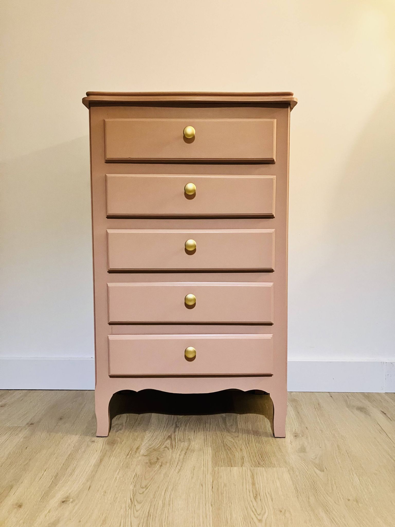 Chiffonnier en bois rose