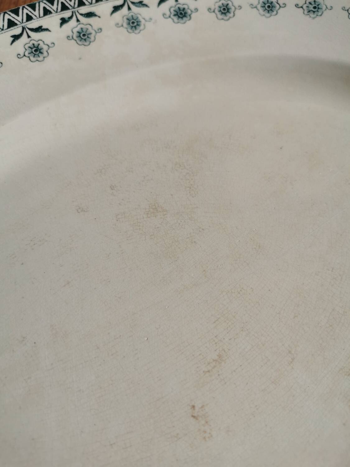 Oval dish Digoin, Henry