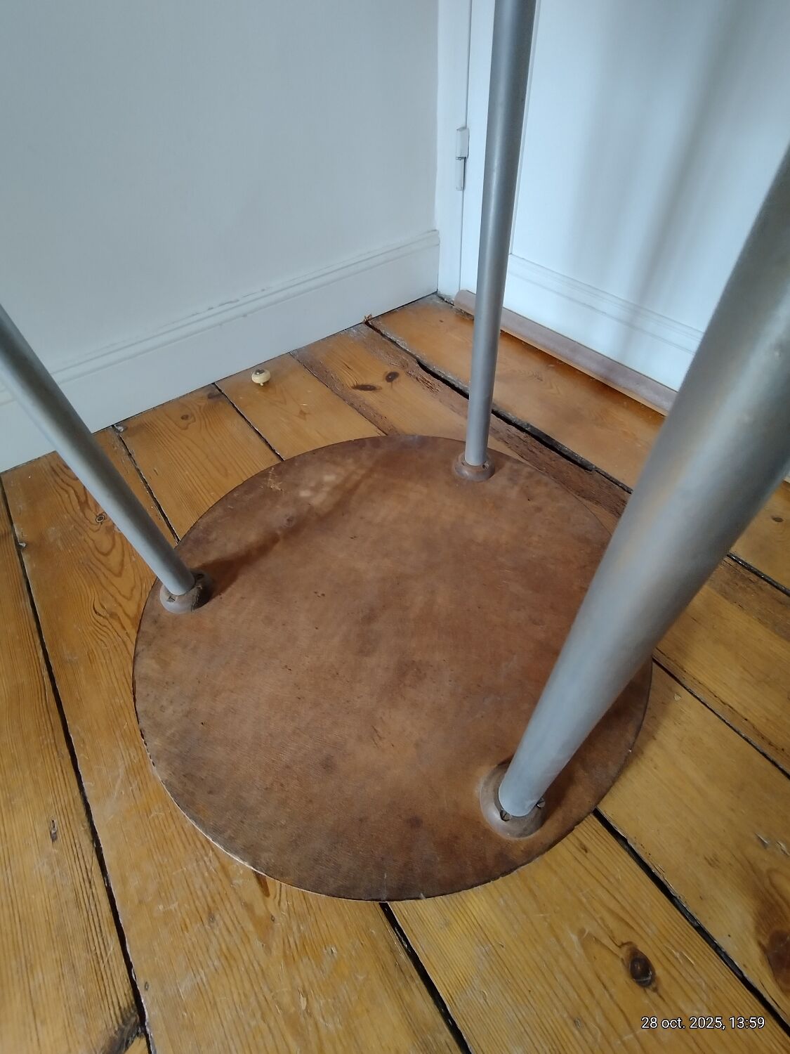 Table basse guéridon sellette vintage art déco tube métal plateau bois