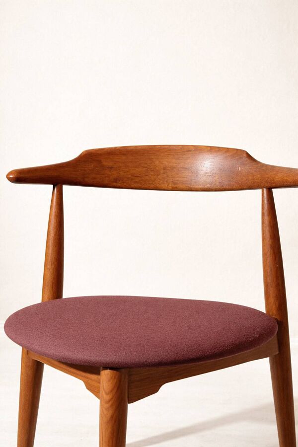 Chaise tripode Heart Hans Wegner Fritz Hansen
