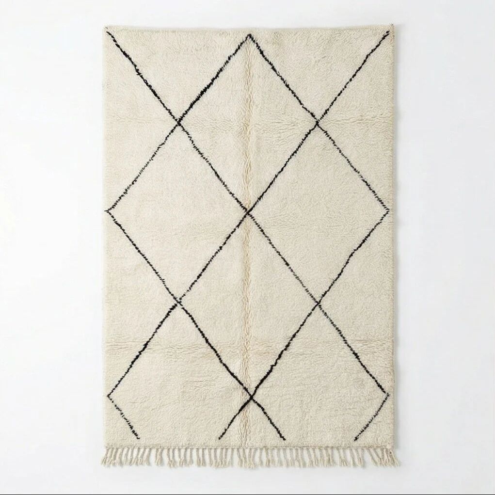 Large Beni Ouarain rug with diamonds 200x300 cm