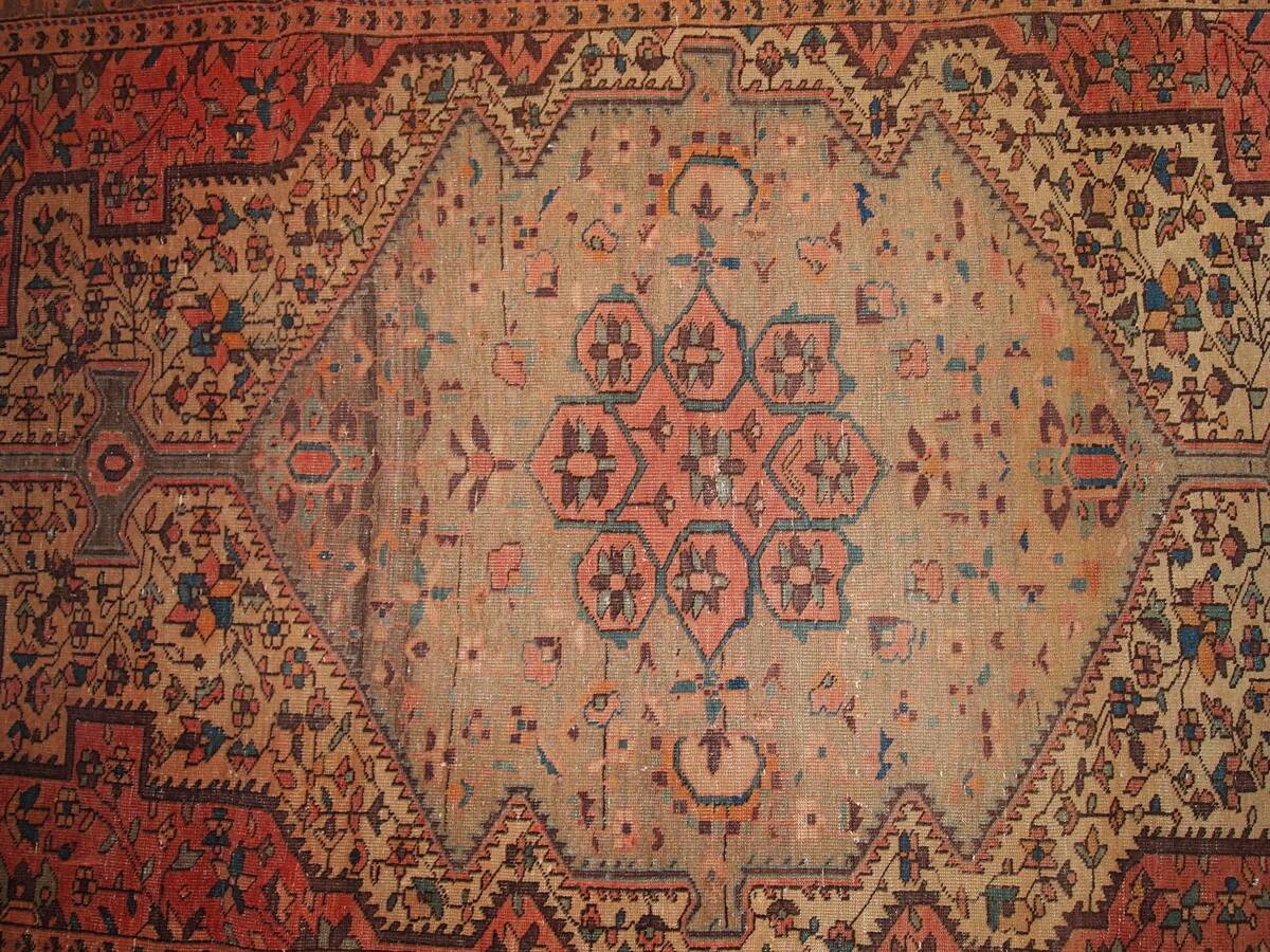 Handmade antique Persian Farahan rug 131cm x 204cm 1910s - 1B153