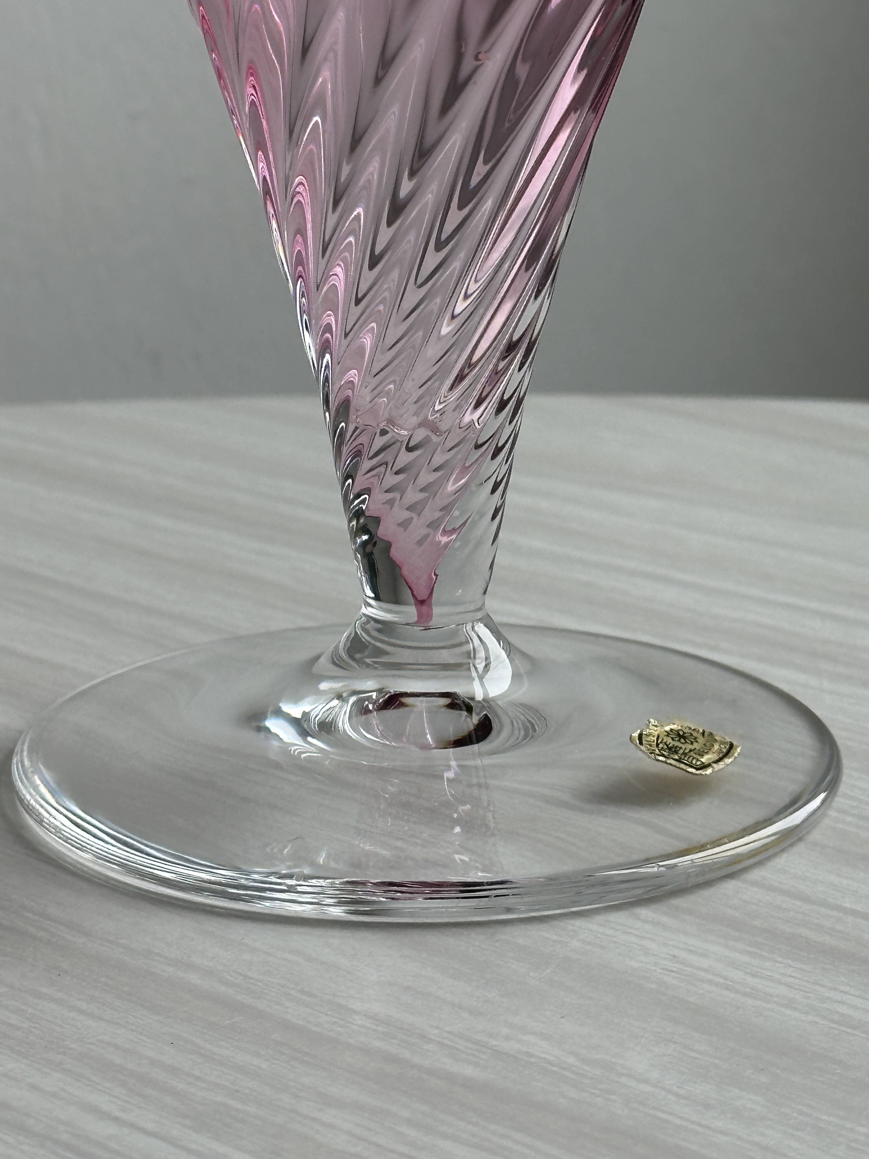 Crystal vase, Pink vase from Cristallerie du Val Saint Lambert.