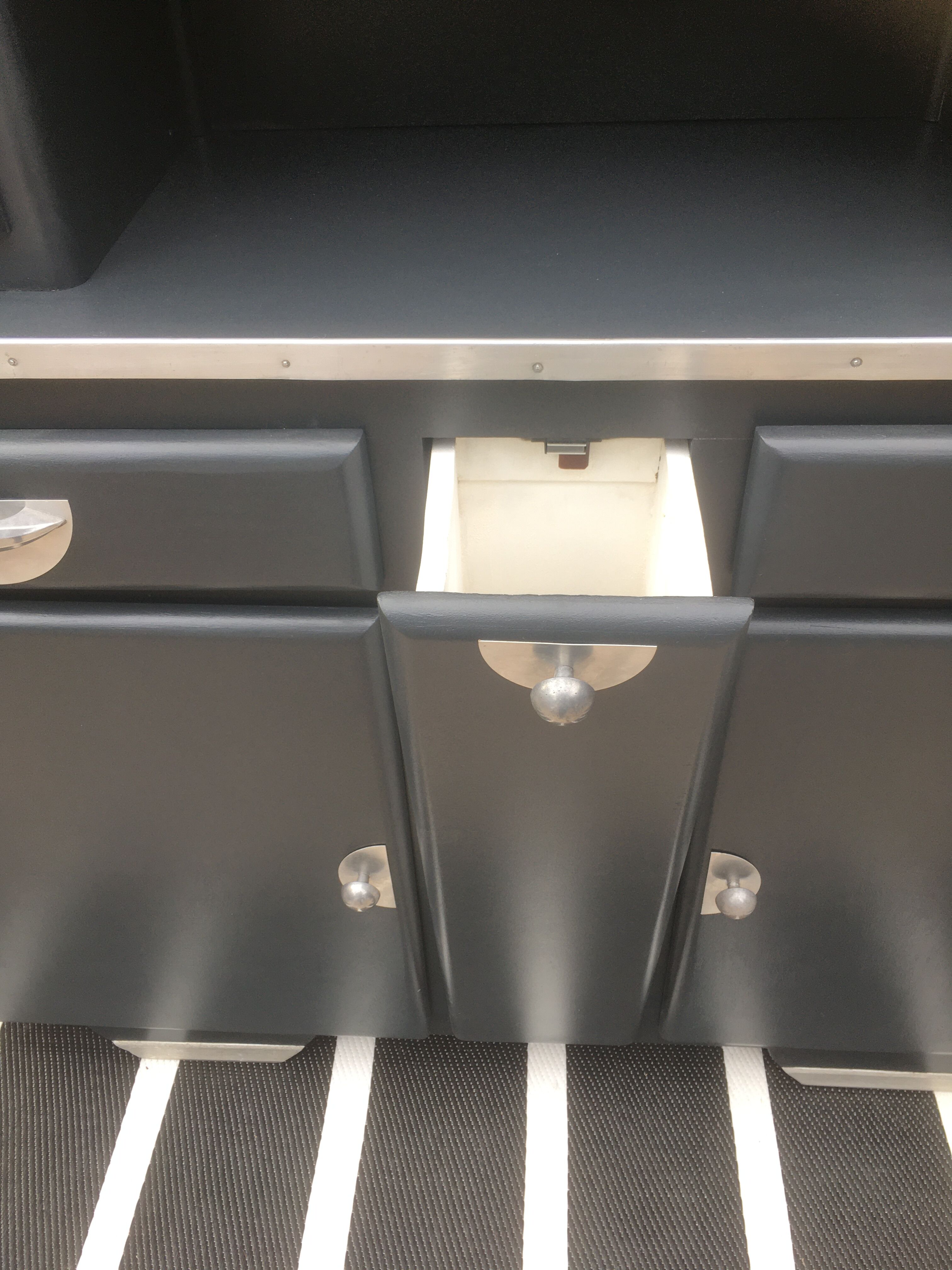 Black mado sideboard