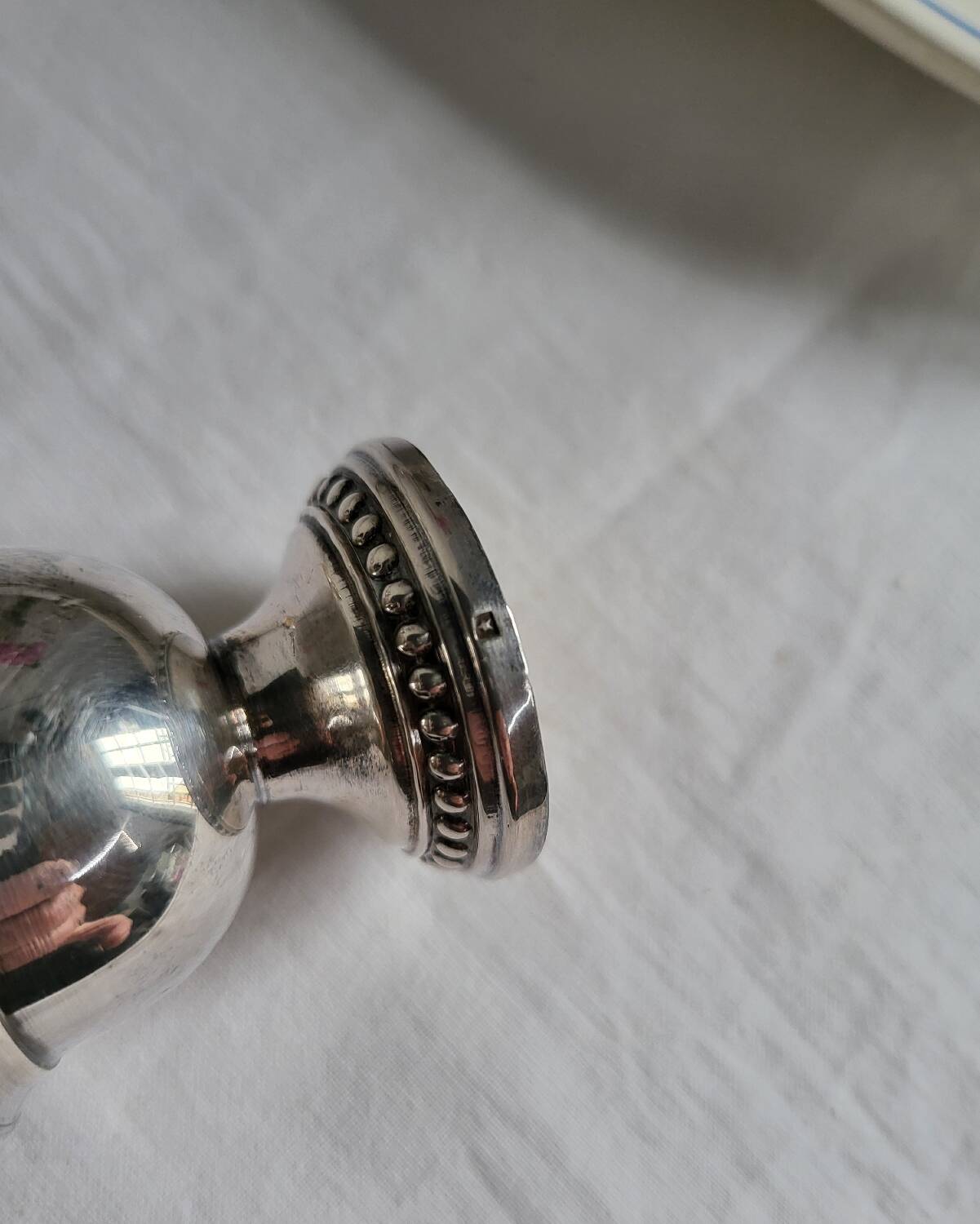 Salt and Pepper Shaker Set in Silver-Plated Metal