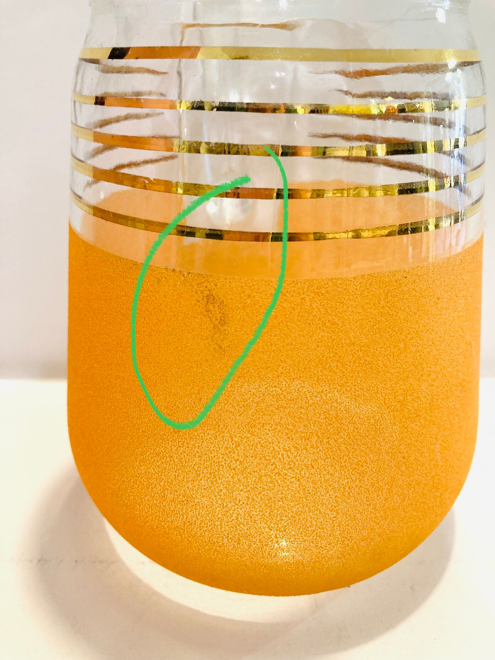 Orange decanter in granite 60