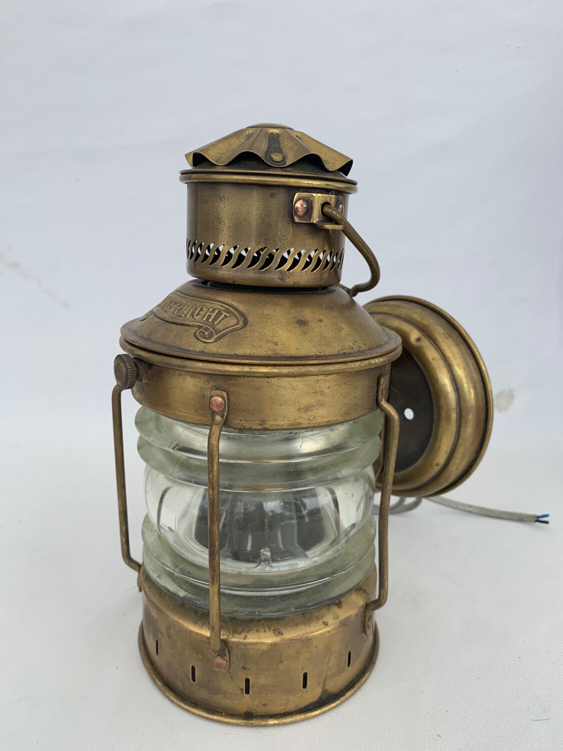 Marine lamp