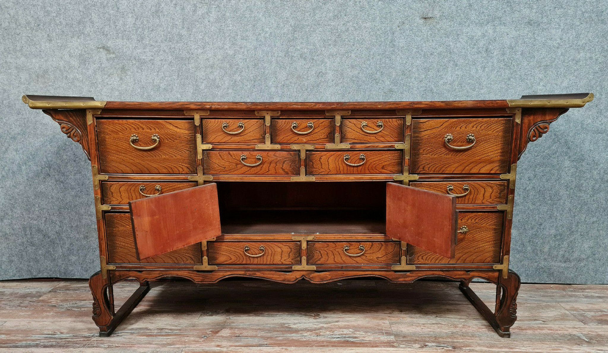 Asian pagoda buffet in exotic wood and gilded bronze circa 1920-1940