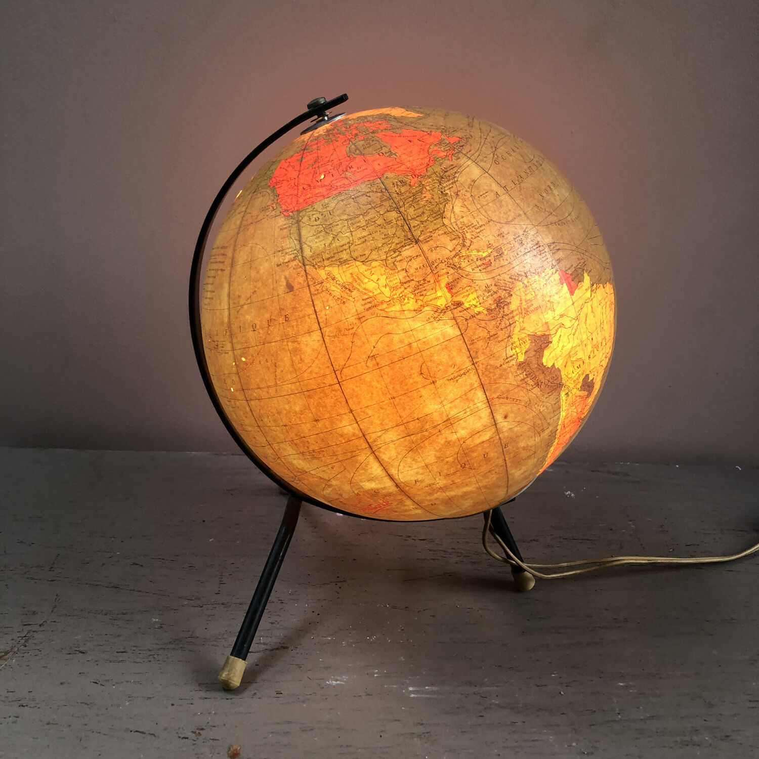 Luminous globe 60's