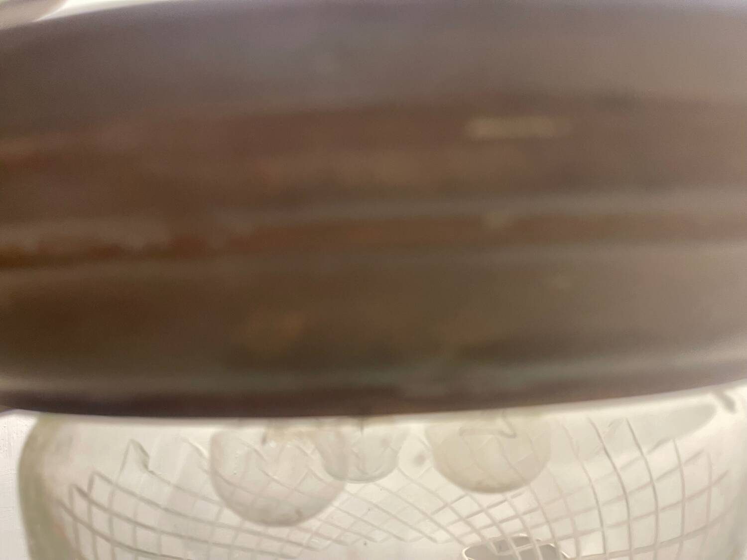 Suspension en cristal et bronze, années 40