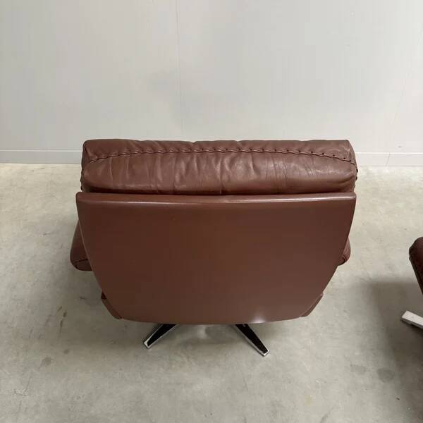 De Sede DS31 lounge chair with ottoman, Switzerland 1970s