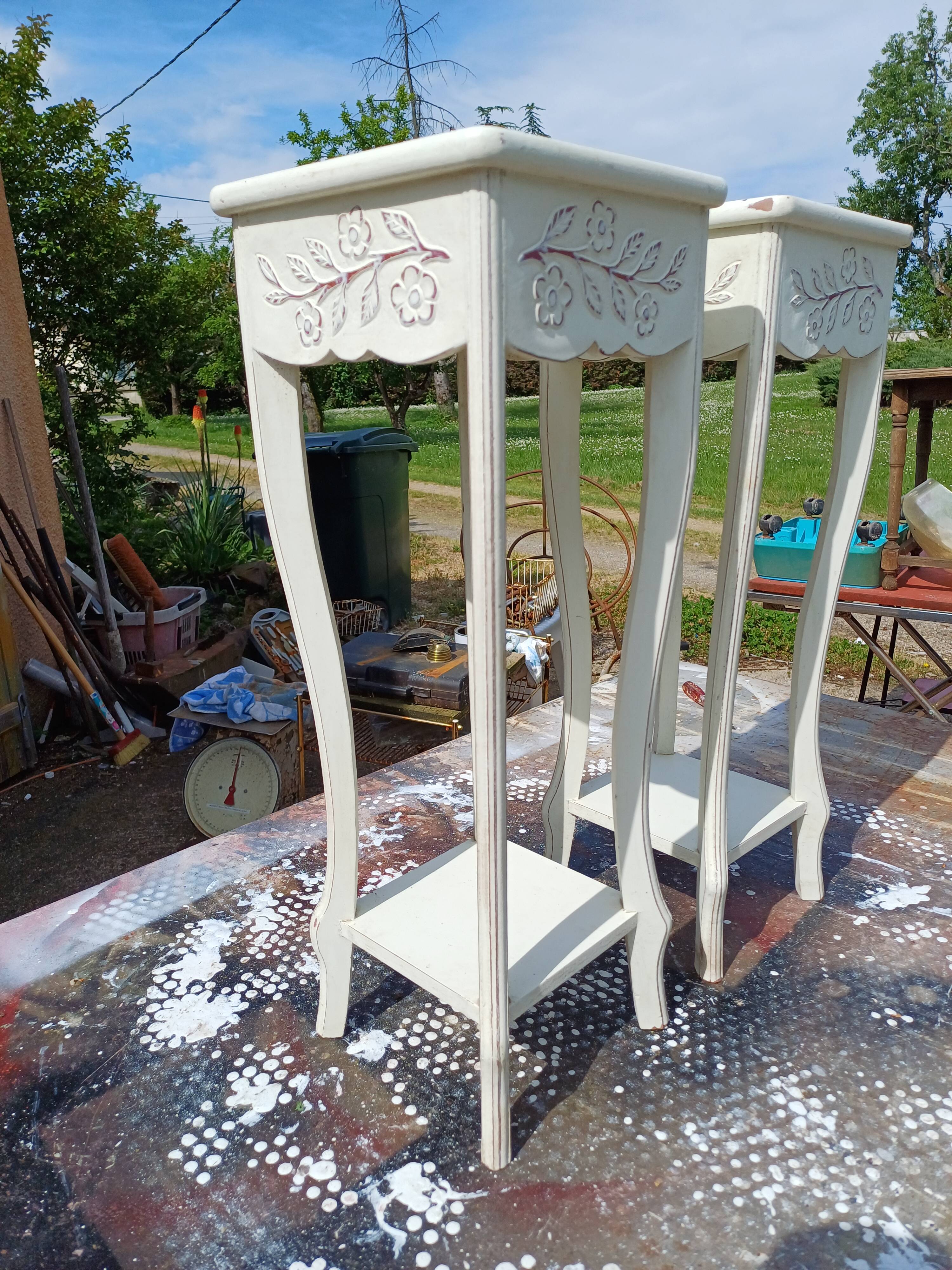 Pair of cream-washed wood stands
