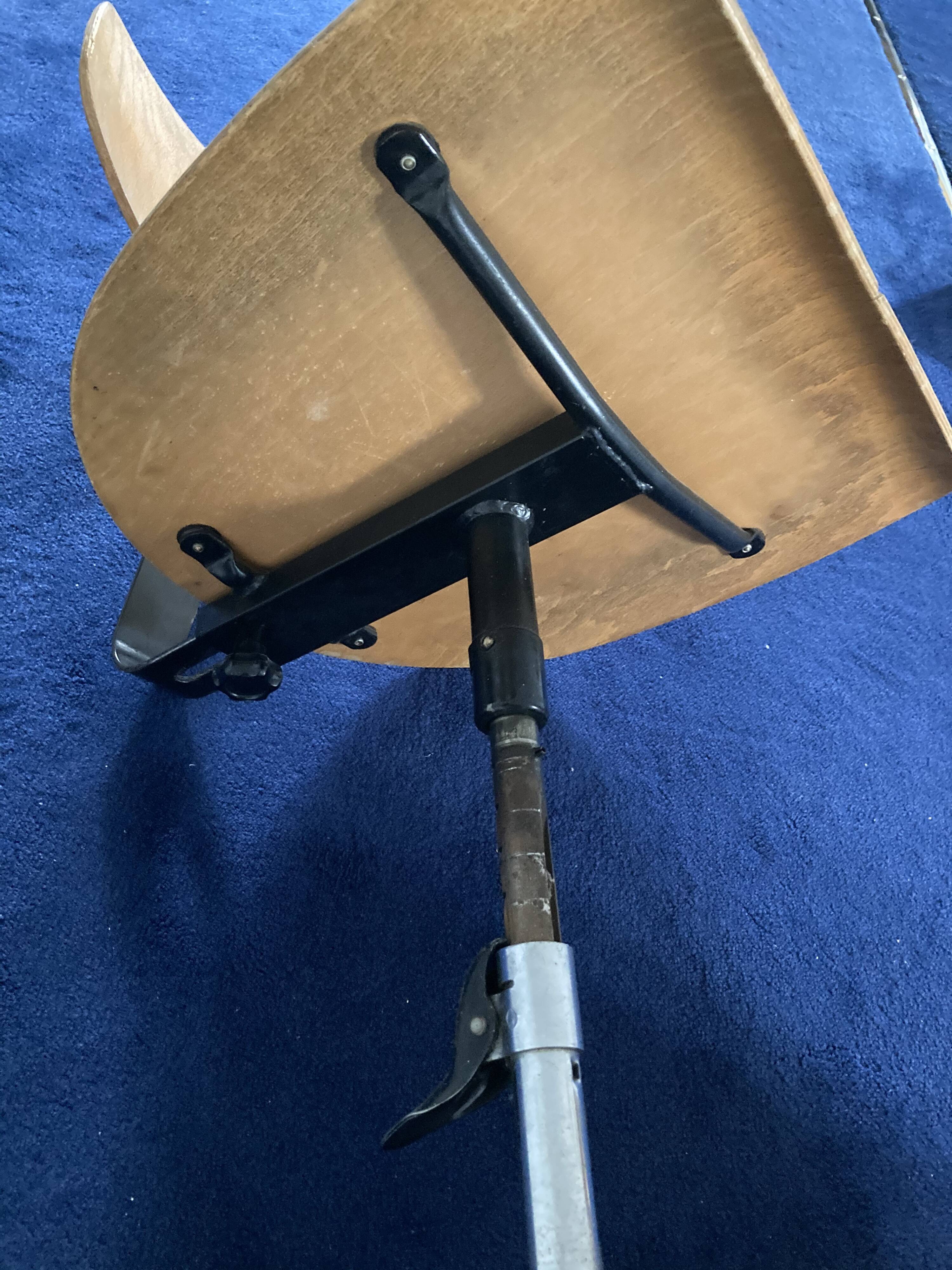 Stella vintage workshop chair swivel adjustable in height