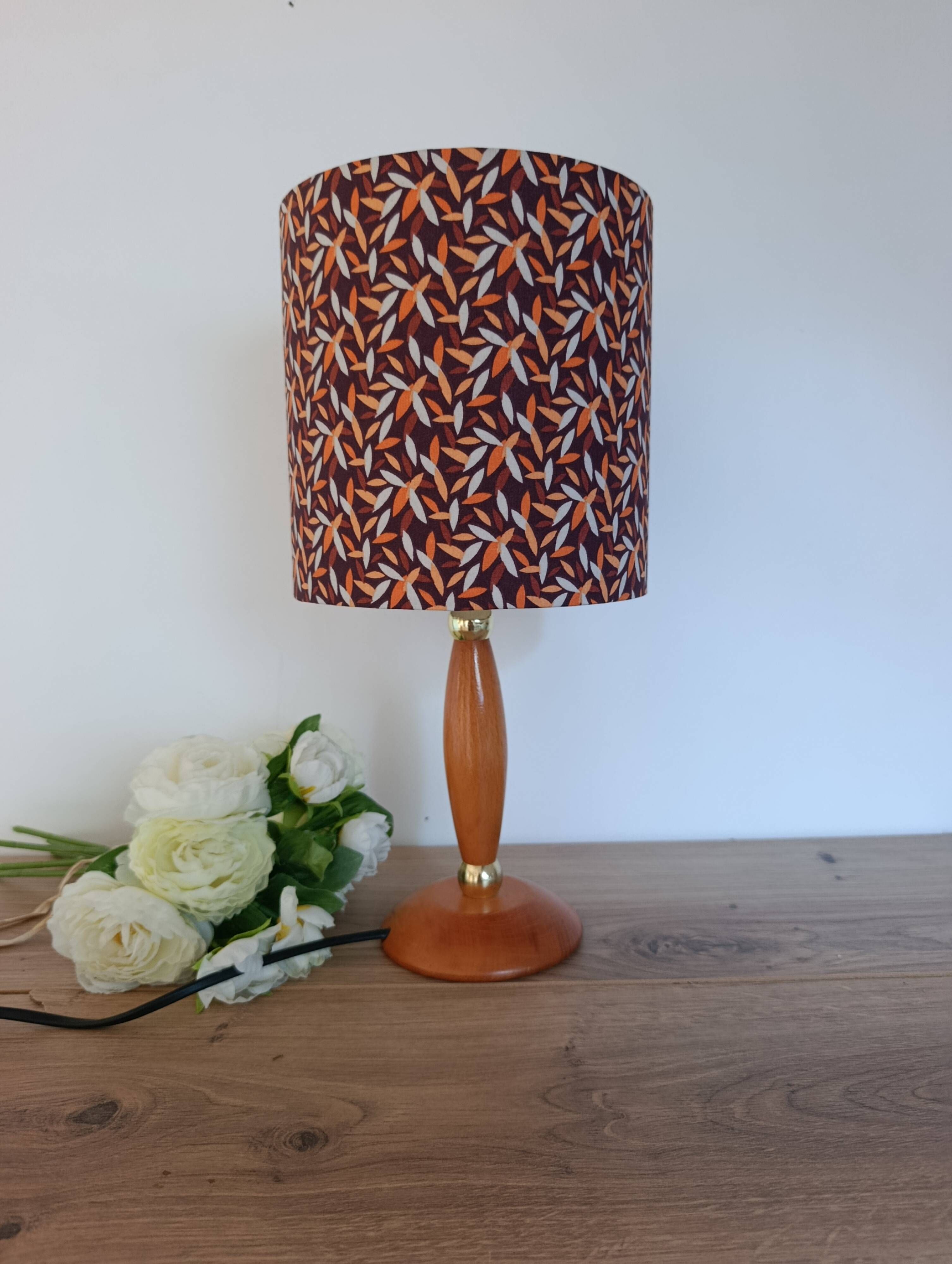 Lampe bois mid-century Abat-jour graphisme végétal