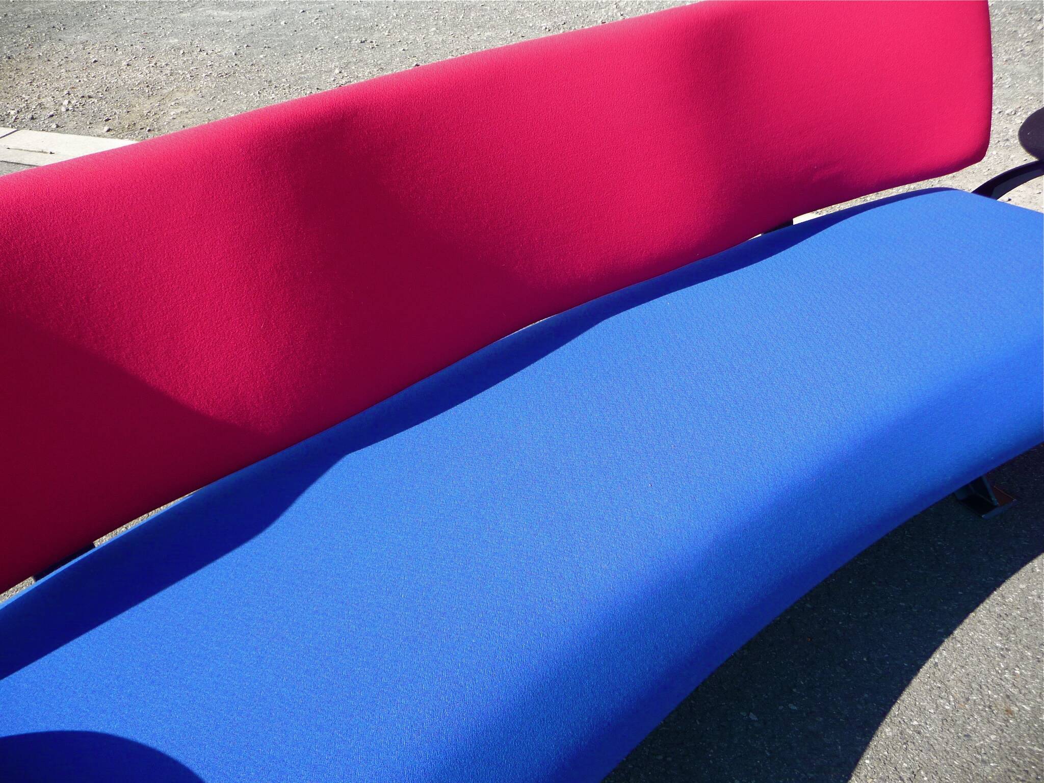 Three-seater canapé design model Orbit by Artifort, Netherlands, 1990s.