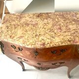 Paire commodes Louis XV anciennes en très bon état
