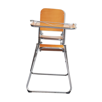 Chaise haute bébé