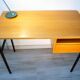 Bureau moderniste année 70, chêne et métal