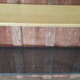 Wall shelves