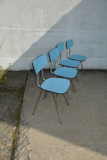 Lot of 4 chairs in blue formica