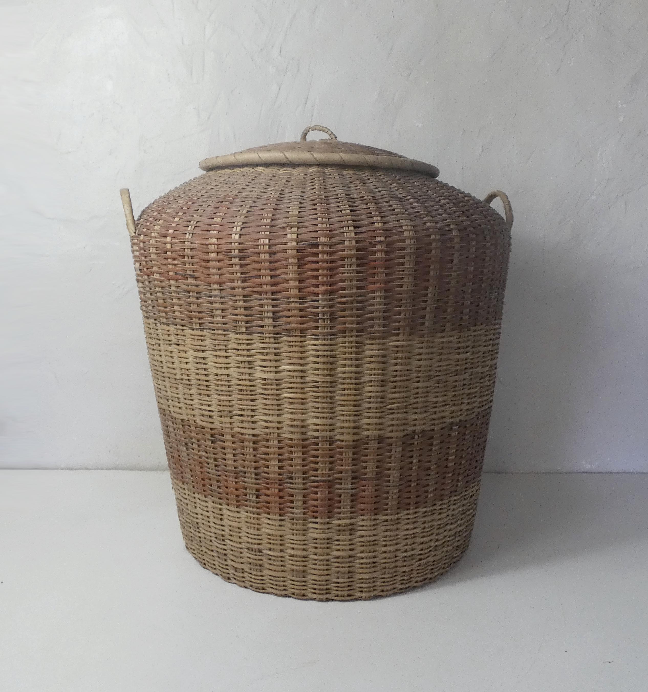 large XXL rattan pan