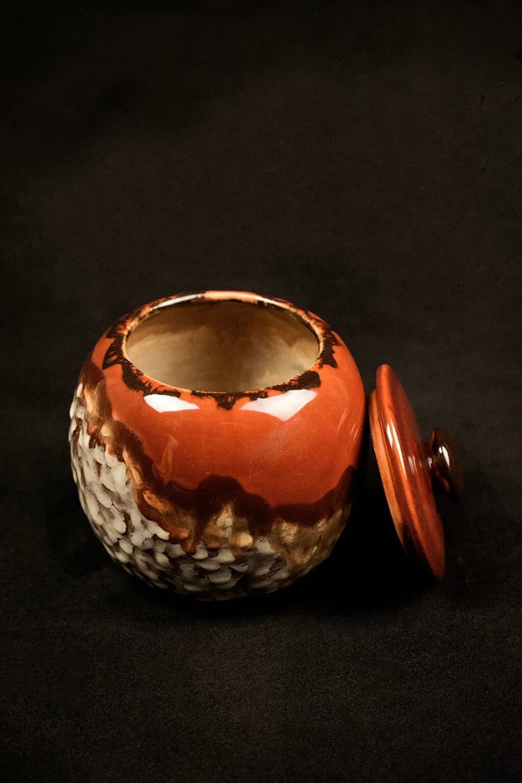 Red glazed stoneware candy dish by Louis Dage - circa 1920 - H 15 cm