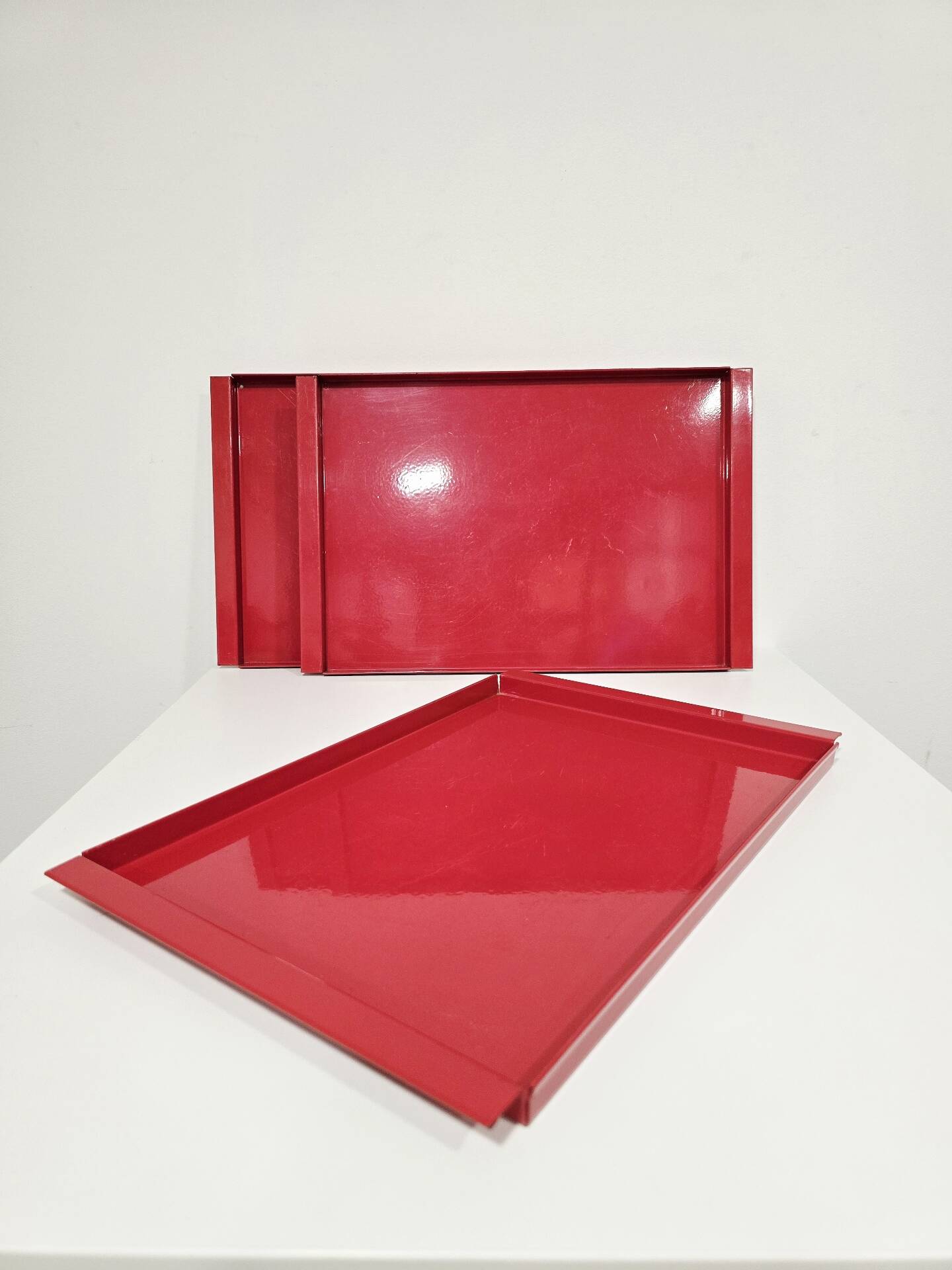 Vintage Italian Red Metal Trays / Mid-Century Modern Decorative Servin