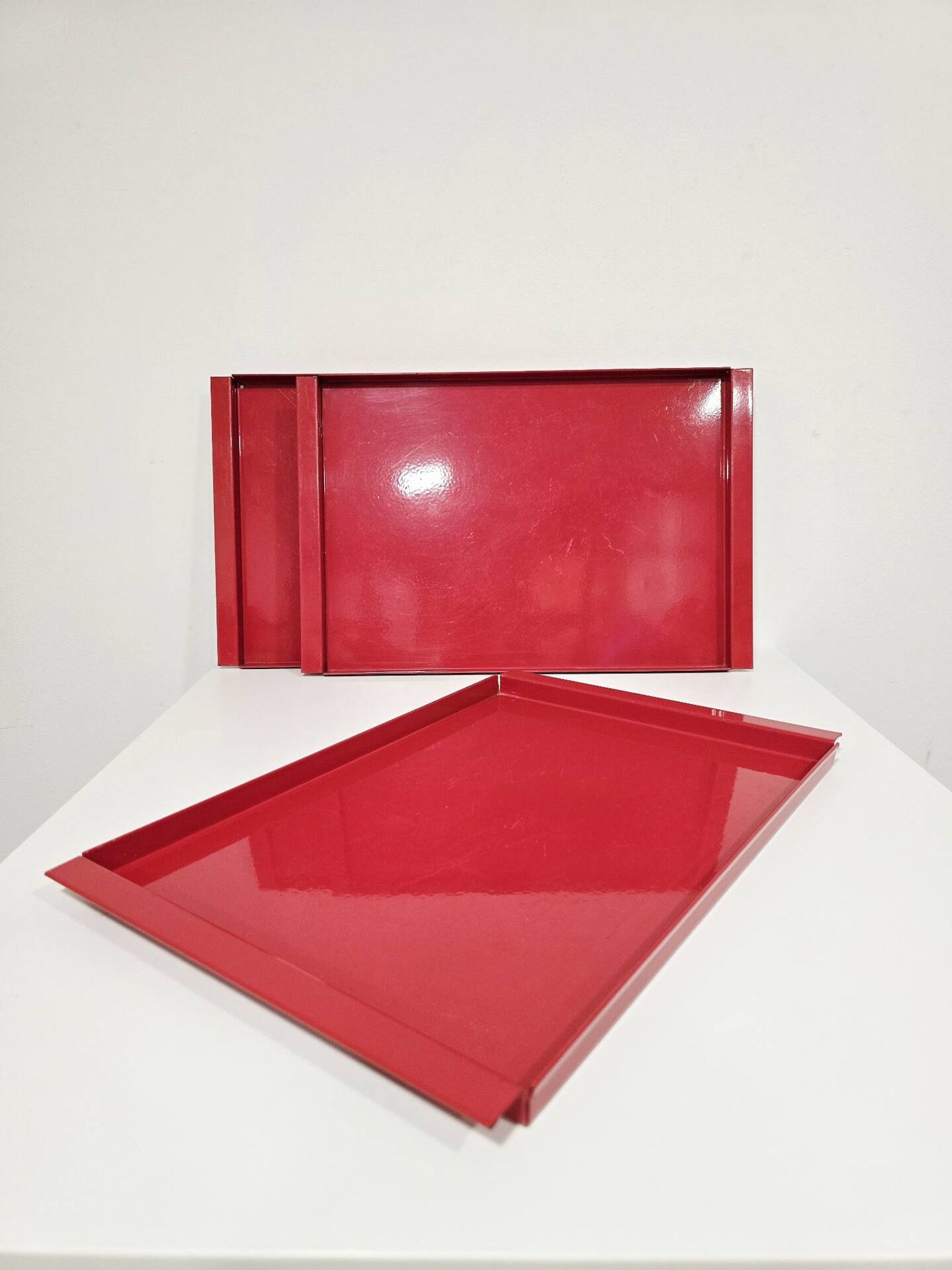 Vintage Italian Red Metal Trays / Mid-Century Modern Decorative Servin