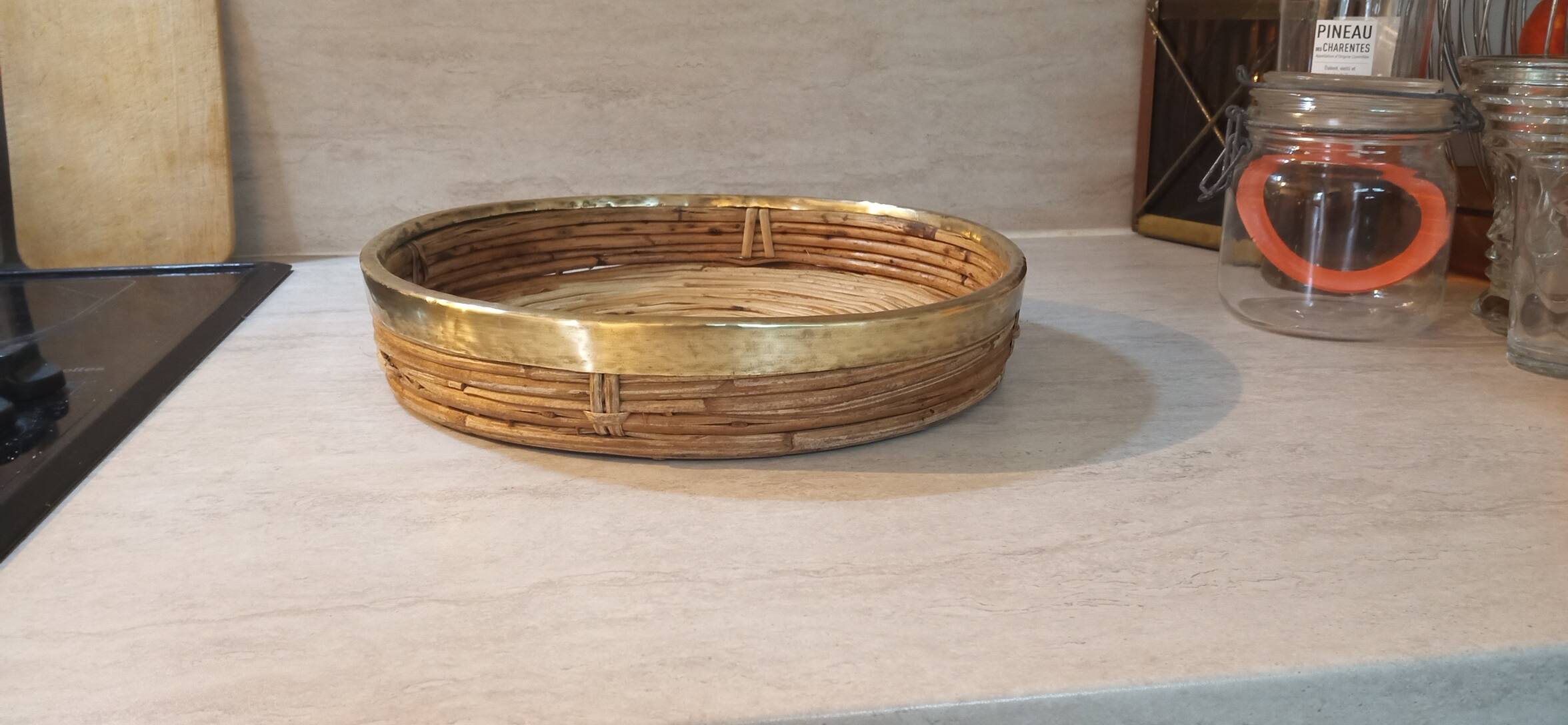 Bauhaus rattan tray with gilded brass edge, G. Crespi