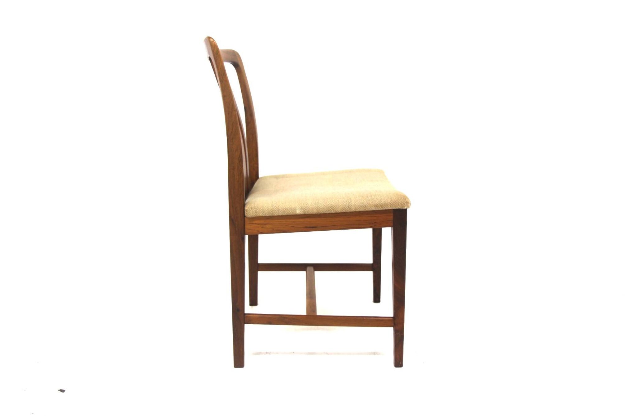 Set of 4 Scandinavian walnut chairs, Linde Nilsson, Lammhult, Sweden