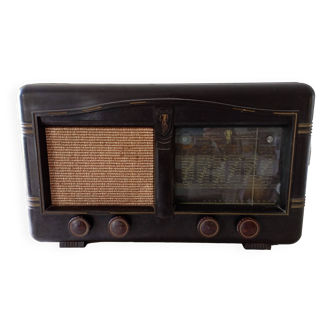 Vintage radio