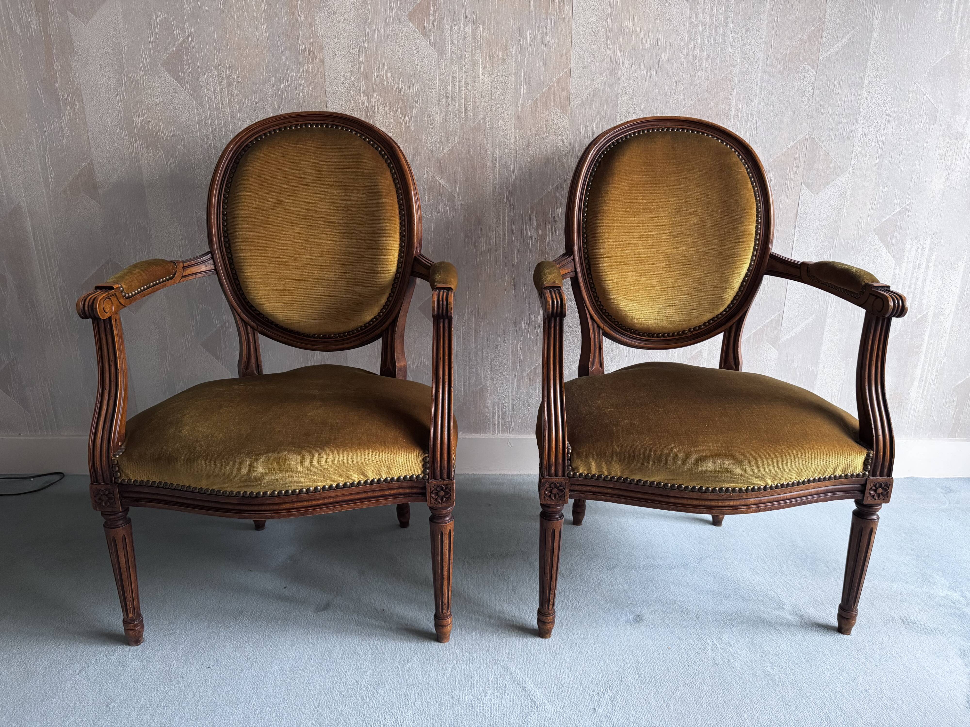 Louis XVI toadstool armchairs