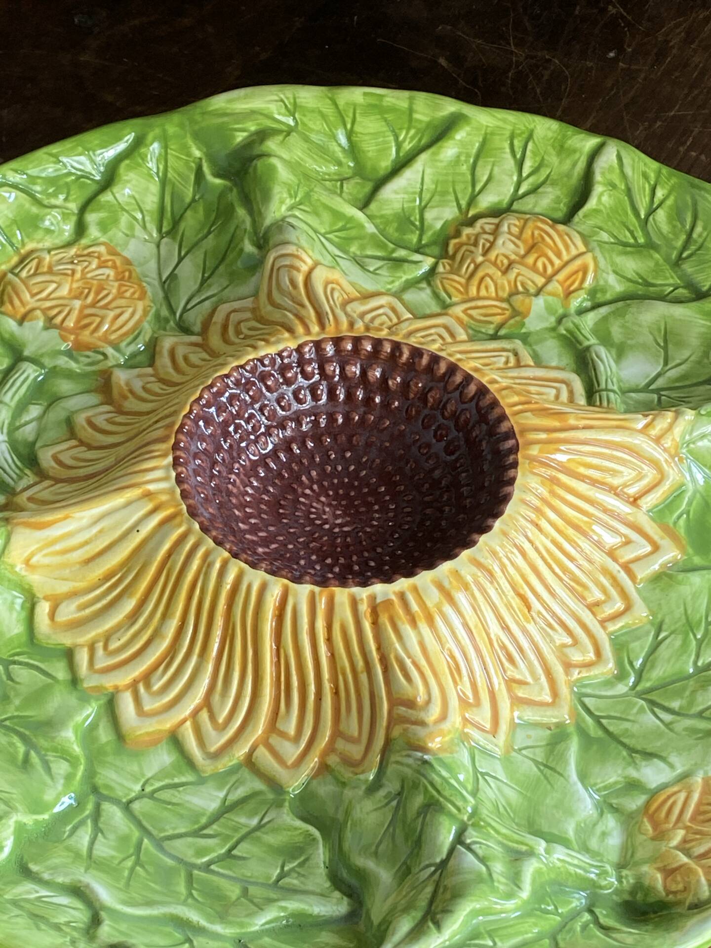 Divided plate, sunflower in slipware