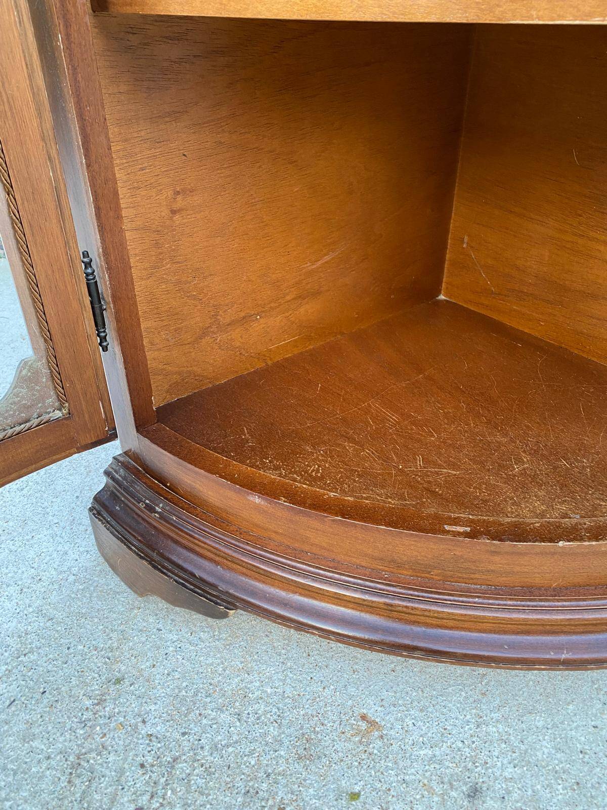 Quarter-round corner display cabinet in solid wood