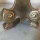 Lot de 3 bougeoirs tripodes en bronze doré