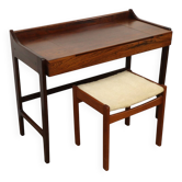 Danish rosewood dressing table and its stool – years