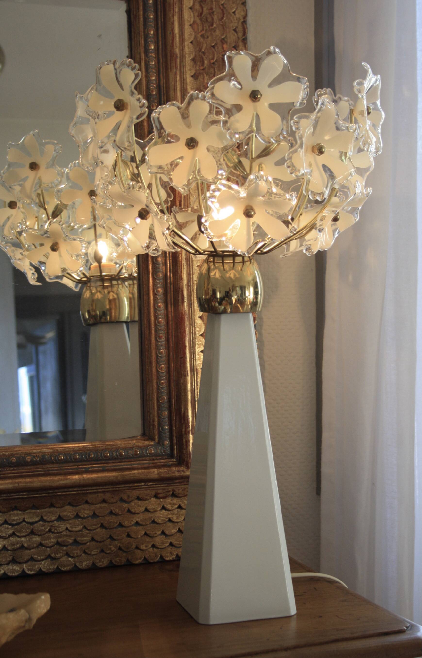 Ceramic lamp & flower lampshade