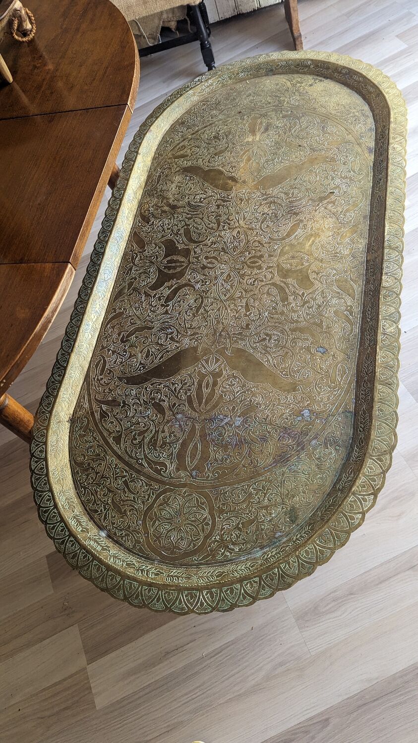 Very large eastern plateau