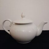 White teapot