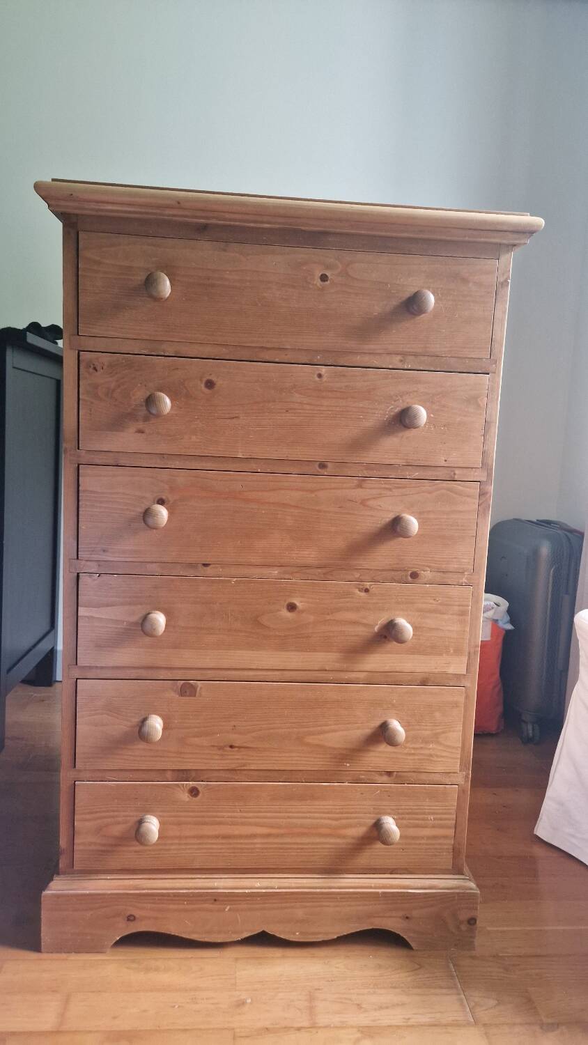Chest of drawers with 6 drawers