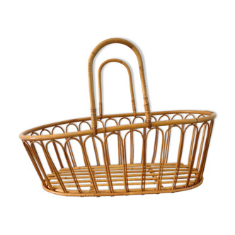 Vintage wicker bassinet  50