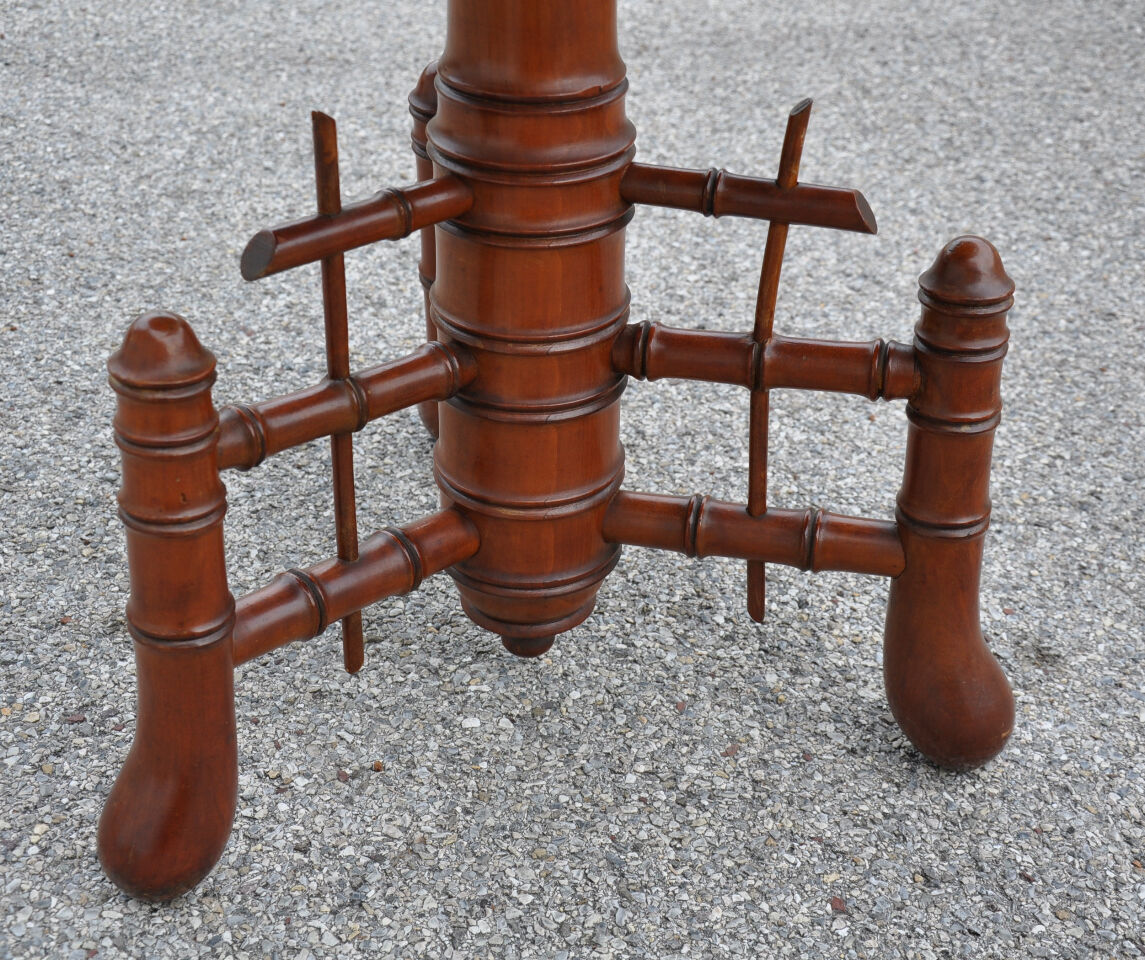 Wooden Roundtable 19th