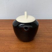 Postmodern ceramic teapot or coffee pot by Pagnossin, Italy, 1980s.